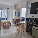 24 Cozy Apartment With Pool, Parking And Terrace